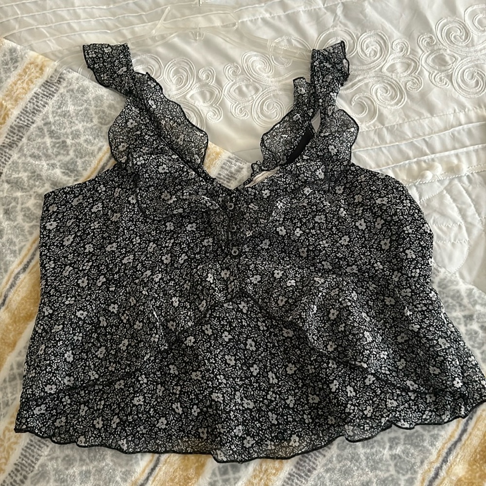 NWT Abercrombie and fitch wrap skirt & top set. Size XL